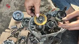 Yamaha fiz pasang komponen mesin bagian kanan/rumah kopling