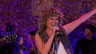 Monet Sabel sings 