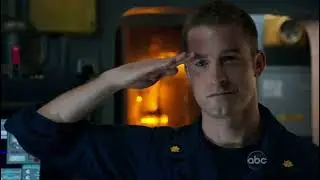 Last Resort S01E01 - Crossing the Equator