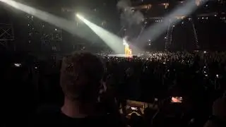 Disturbed in concert &ldquo;Psycho-electrocution scene&rdquo; April 14,2025