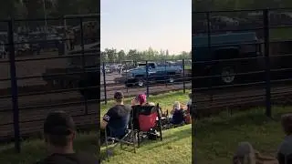 Full Pull!  Teulon, Manitoba 🇨🇦 Truck and Tractor Pulls (22)