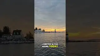 This Restaurant  in Maine has its own Lobster Boat!!🦞🌊