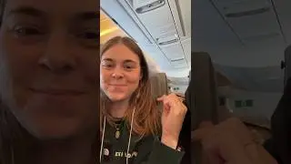 Life changing on a flight! #travelhacks #traveltips #airplane #traveladvice #thingstopack #flight