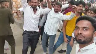 Shaadi me enjoy karte hue my friend🥰🥰