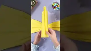Homemade crepe paper bow  - DIY by S&oslash;strene Grene