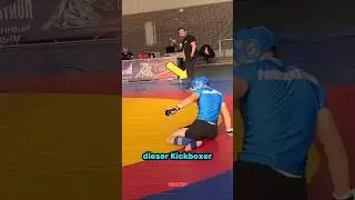 Dieser Kickboxer gibt niemals auf #kickboxing #trainer #legs #stark (Cr: kurbanov1mma)