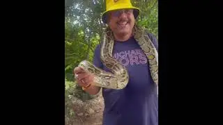 HOLDING A LARGE PYTHON IN MEKONG DELTA, VIETNAM - 2022 🇻🇳