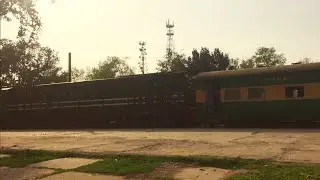 Jaffar Express Just Before Lock Down And Quarantine At Raiwind Junction || Pakistan Railways