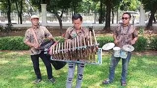 Musik angklung tobat maksiat