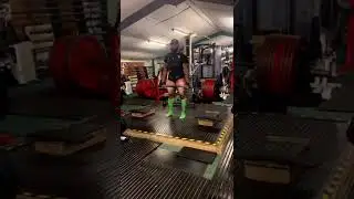 440KG / 968LBS INSANE DEADLIFT