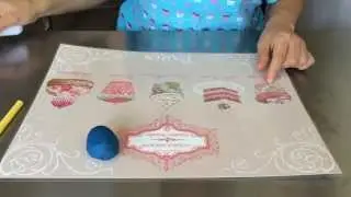 Como hacer coronas niño para decorar cupcakes