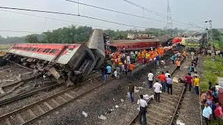 Indian Railway train WAD-9HC 35611 😭🔥 rajdhani superfast express train video live train video 