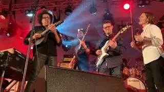 Snarky Puppy - Lingus (solo) ft. Hamilton de Holanda