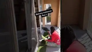 DIY Small apartment balcony makeover fake faux grass install