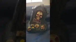 Gemmy Hot Hot Hot Gravestone Tombstone Skeleton Singing Moving & Lights