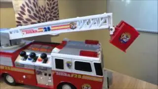 Tonka 2001 Disney Mickey Mouse Fire Engine Toy- Working Sounds & Lights