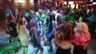 Wiley's Tavern Nightlife