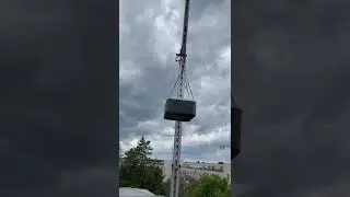 Whirlpool Transport in Berlin  - Lieferung mit Kran