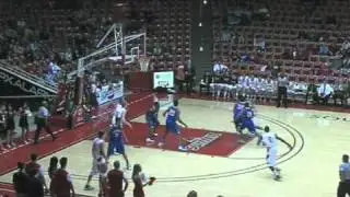 Ramell Taylor posterizes Bakersfield's Stephon Carter