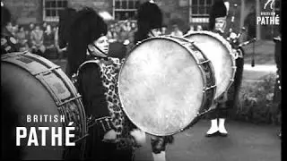 Pipers At Holyrood House (1948)