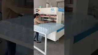 Plastic empty bottle packaging machine   ，Bottle bagging machine