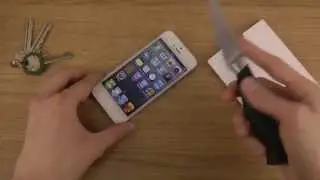 iPhone 5 Knife & Key Test - Iloome ScreenMate Tempered Glass Screen Protector Review