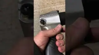 Пневмогайковёрт Thorvik AIW12717 с компрессором Quattro Elementi KM 50-260