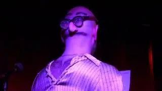 flesH muppeT reads Gandhi Jones' 'Cosmo's Razor'