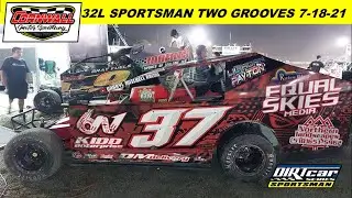 32 laps Canadian in sportsman modified on a two groove racetrack at Cornwall Motor Speedway 7-18-21