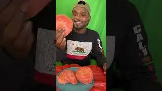 🤤PINK PINEAPPLES ARE AMAZING‼️ #pineapple# #fruits #exotic #fyp #tastyfood #healthy #foodie #omg