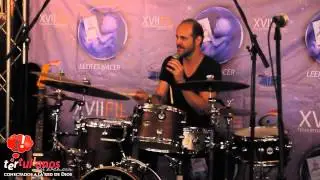 Guy Frometa clinica de bateria en feria del libro 2014 Sto  Dgo  RD