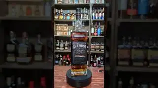 Whiskey Review in 60 Seconds EP. 30 - Jack Daniel's Sinatra Select