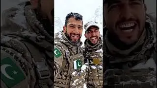 five feet snow and pak army on duty #AllowAccessToImranKhan #RepublicDay