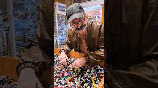 CO M&Oacute;WI OJCIEC NIEWKRĘCONY w KLOCKI LEGO? 🤠 #lego #funny #father