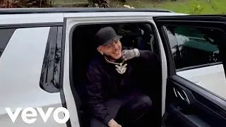 UN HOMBRE SIN AMOR NO VALE NADA - KRIS R ( video Preview ) 
