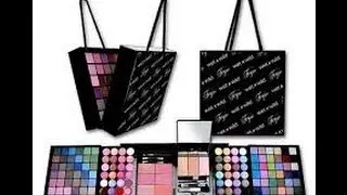 Review & Demo Wet n Wild Fergie's Jet Set Makeup Palette Limited Edition Holiday Set Swatches