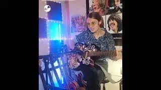 Miles Ethan|Close Your Eyes - Nick Garrie 1968| Acoustic Cover | 