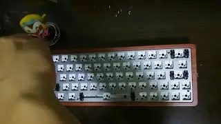 GK64 mechanical keyboard DIY custom kit: hot swap PCB x custom wooden keyboard case