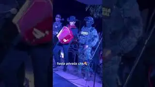Fiesta privada la Cha🍕.  Con el de siempre🧿🇲🇽👍🏻
