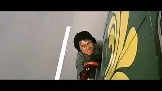 NO CGI! Jackie Chan&rsquo;s Death-Defying Bus Stunt | New Police Story Final Chase