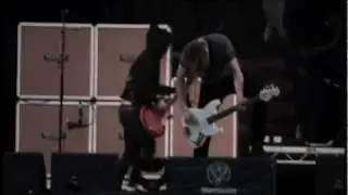 BRING ME THE HORIZON - Diamonds Aren&acute;t Forever @ Metaltown 2011