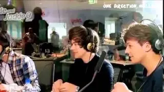 One Direction Holland - Flashback monday - One Direction Play With Helium Balloons