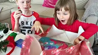 The CHRISTMAS DAY vlog | Family Fizz