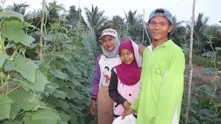 KELUARGA TRANSMIGRASI MUDA TRENGGALEK KALIMANTAN
