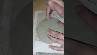 How to carve flowers design on clay plate/carving flowers on clay plate with the help of compass.