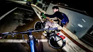 PERSEGUI O MINI BOBY COM A BIKE ROUBADA DO BOCA