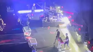 Daughtry - Separate Ways (Worlds Apart), Live in Toronto 2025
