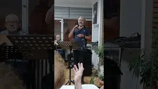 Gözlerini gözlerimden ayırma hiç