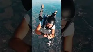 Skydiving with fireworks? 🧨 have you ever seen this before?! 🤯 #shorts