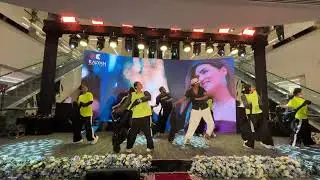 WWD crew brought the energy alive at UW Mall, Dubai!